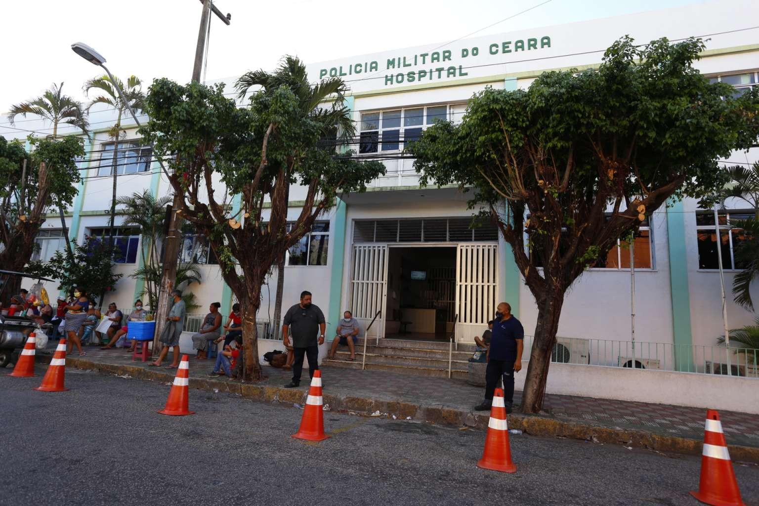 Elmano envia projeto para recriar hospital da Polícia Militar do Ceará