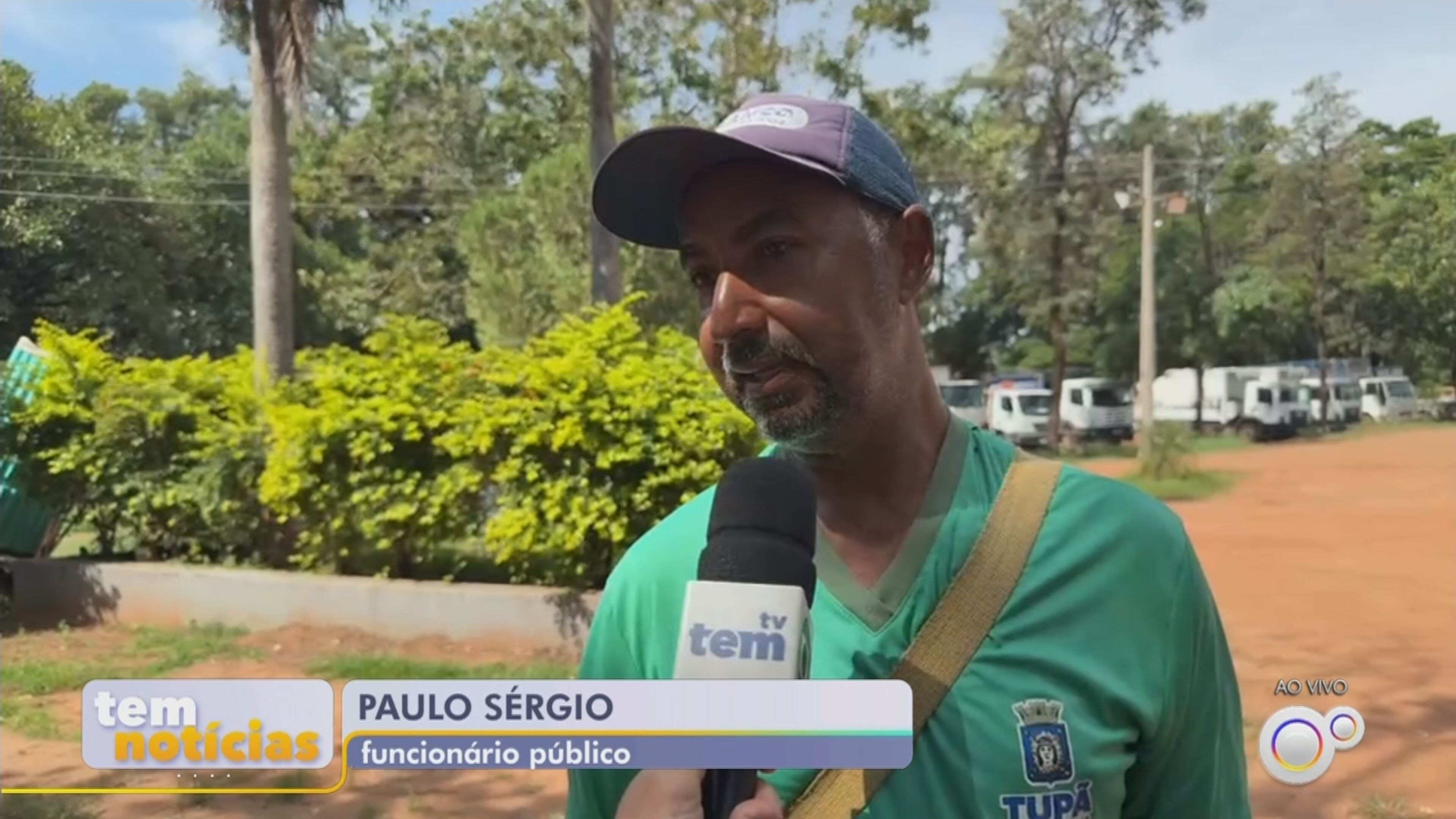 Catador de recicláveis acha mais de R$ 5 mil espalhados na rua, localiza dono e devolve o valor no interior de SP