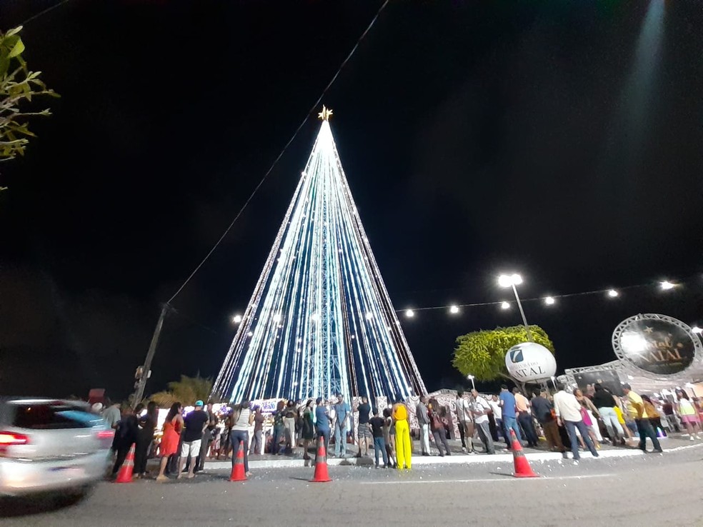 Árvore de Natal no Polo Mirassol  — Foto: Sérgio Henrique Santos/Inter TV Cabugi