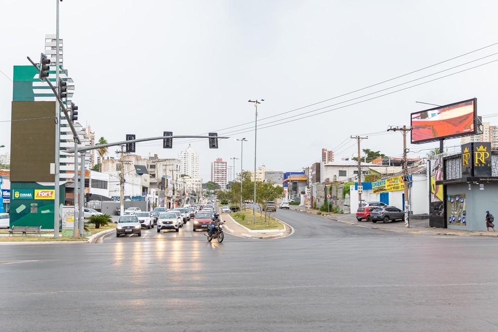 Avenida Mato Grosso, em Cuiab�. � Foto: Francinei Marans