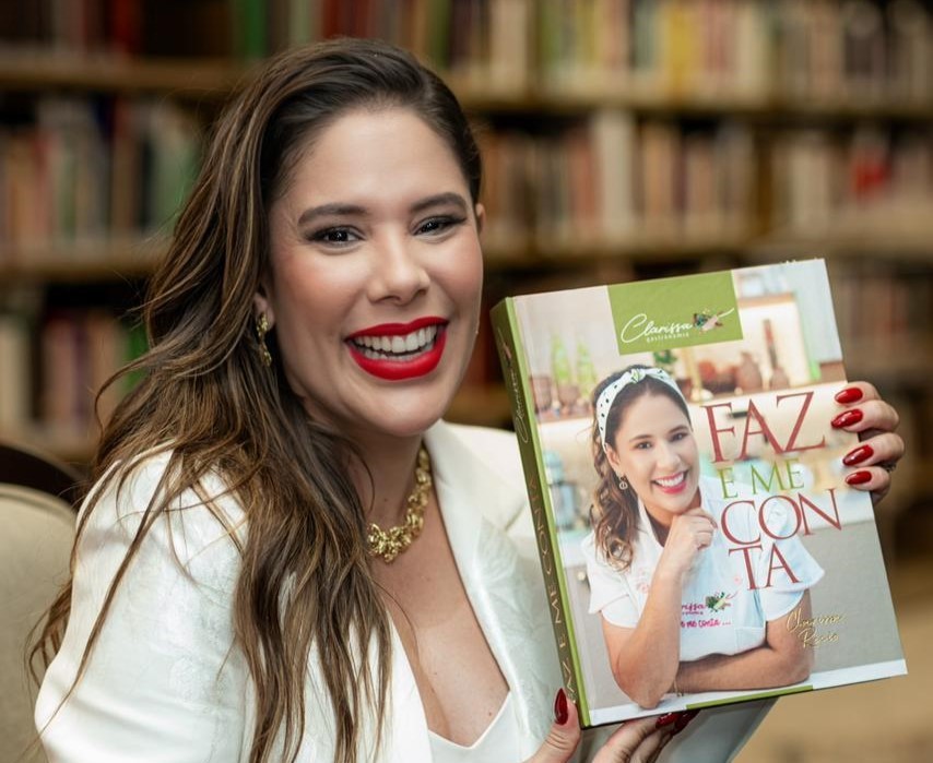 Amapaense lança livro de receitas na Biblioteca do Senado, em Brasília