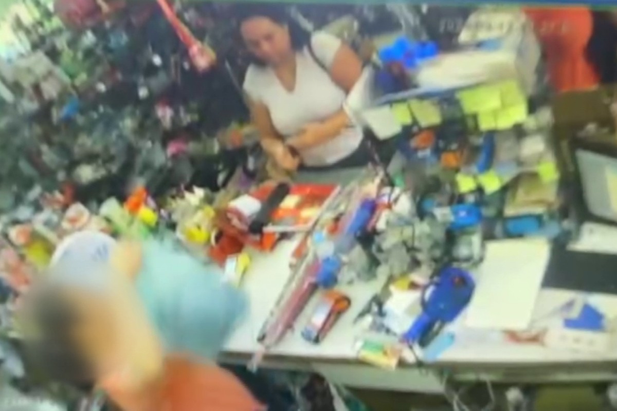 Mulheres furtam cartão bancário de idosa e gastam R$ 600 em lojas do centro de Campinas; VÍDEO