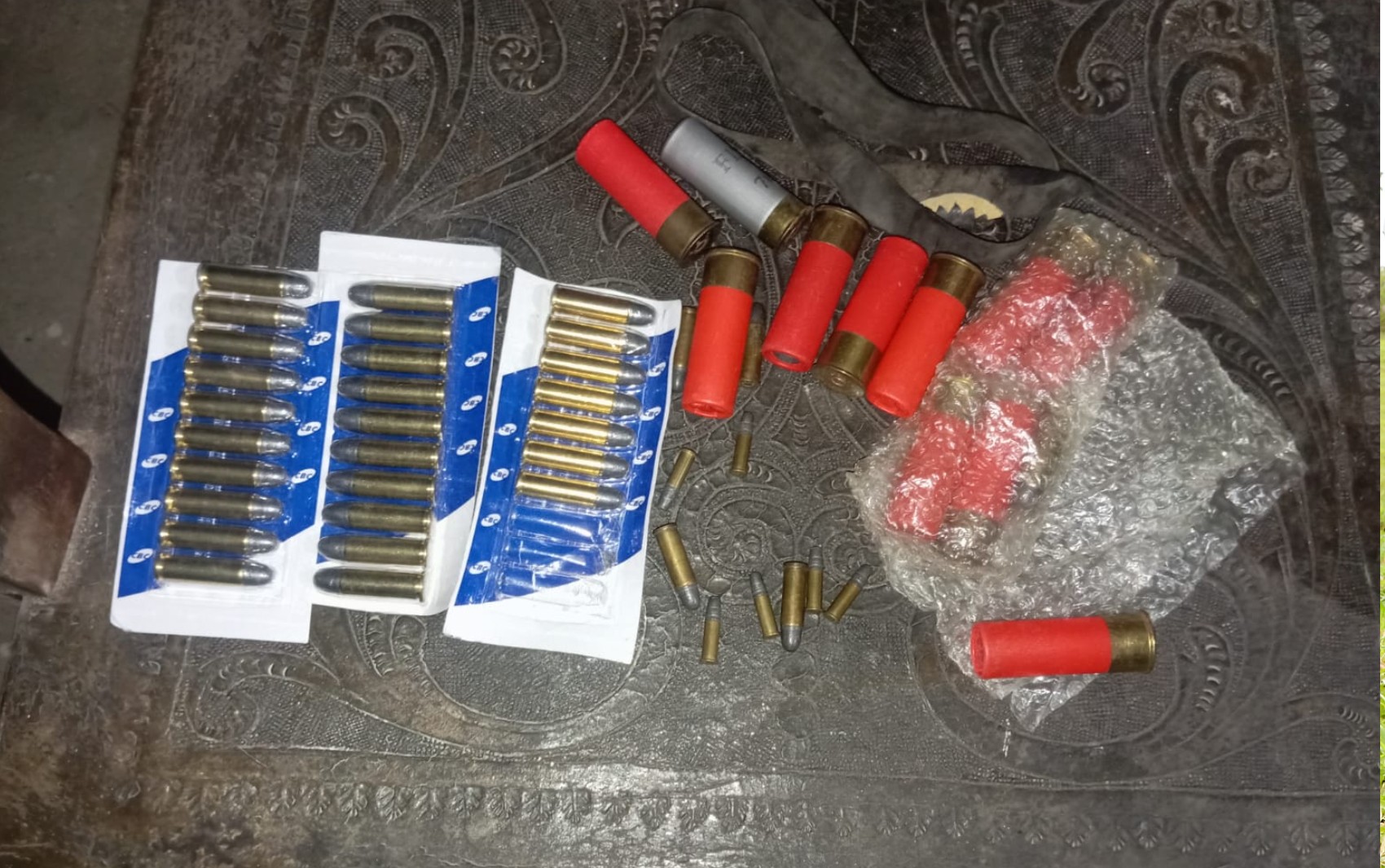 Mais de R$ 14 mil são apreendidos após homem ser morto a tiros dentro de casa no interior da Bahia