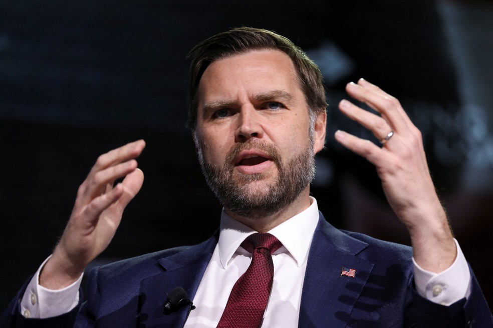 O vice-presidente dos EUA, JD Vance, participa de evento na Universidade da Geórgia, em Athens — Foto: Alyssa Pointer/Reuters