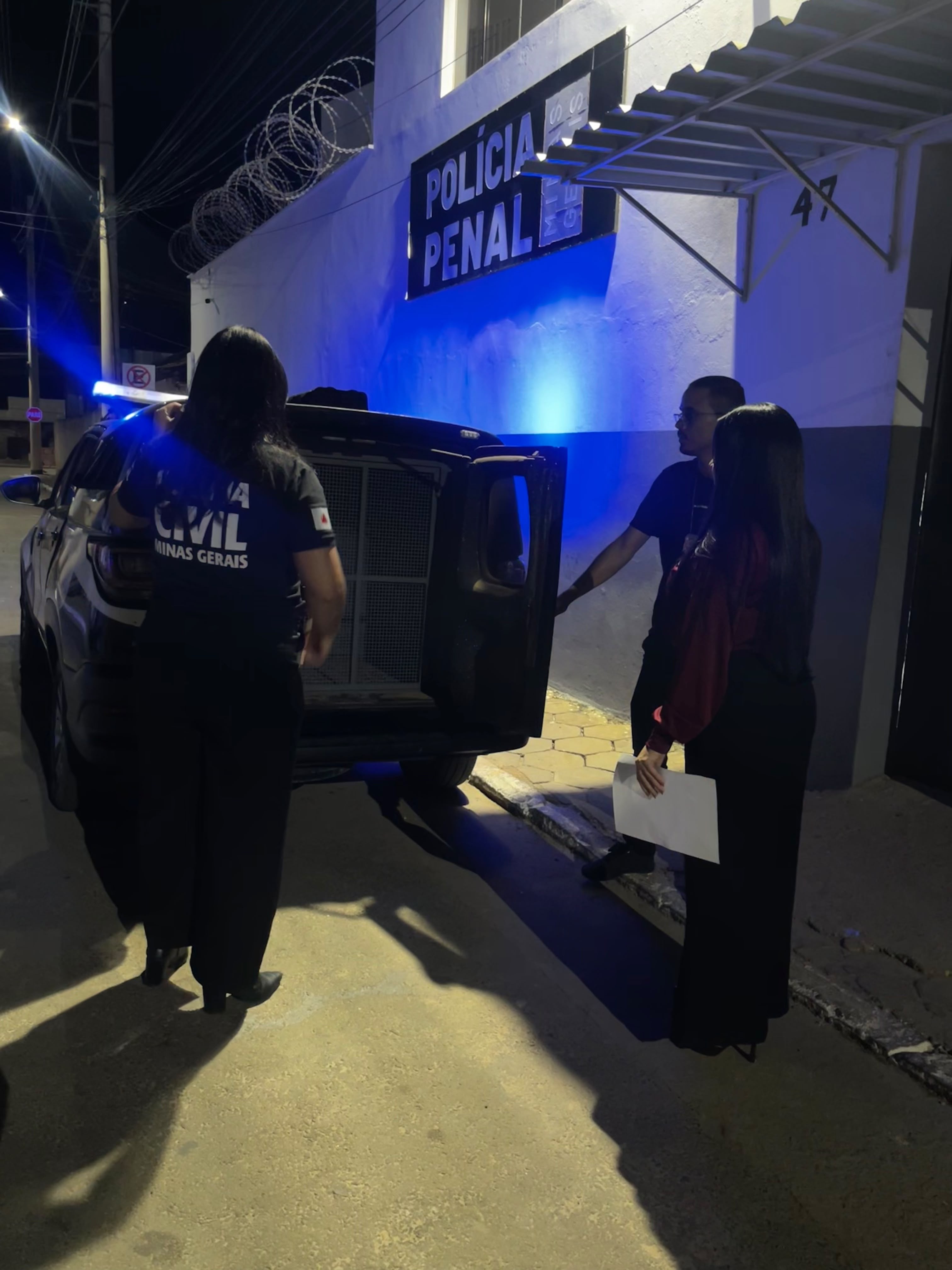 Cuidadora de abrigo é presa por intermediar encontro de menores com idoso em troca de dinheiro em Taiobeiras