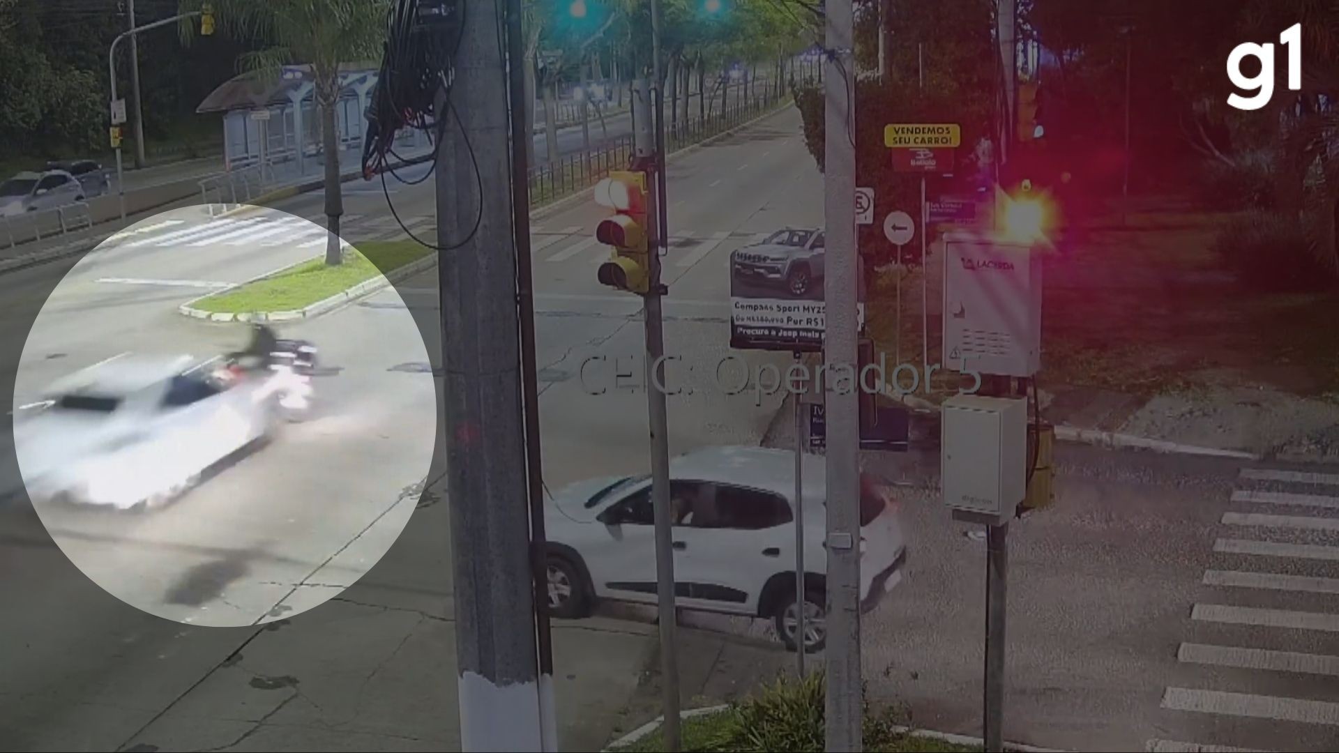 Motociclista morre após ser atingido por carro em Avenida de Porto Alegre; motorista não tinha CNH, diz polícia