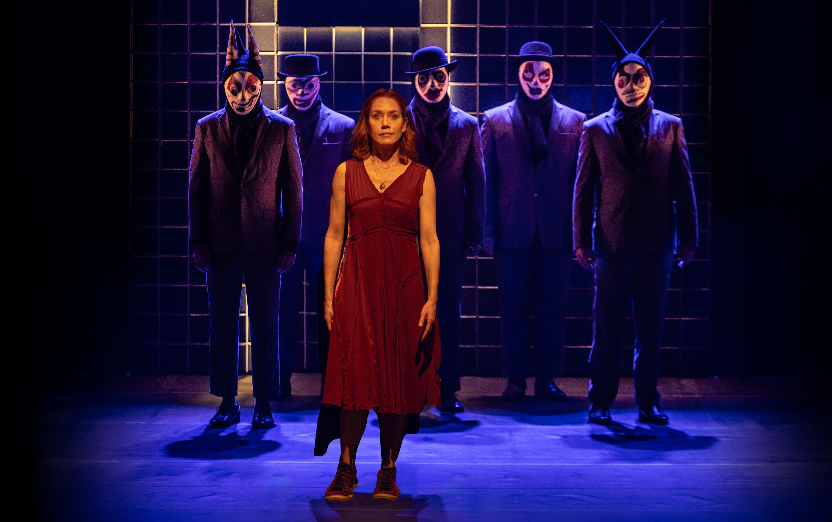 Camila Morgado apresenta clássico de Nelson Rodrigues na Caixa Cultural Belém