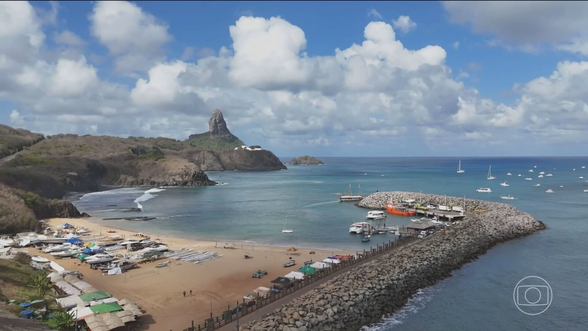Fernando de Noronha vai passar por mudanças para tornar geração de energia sustentável 