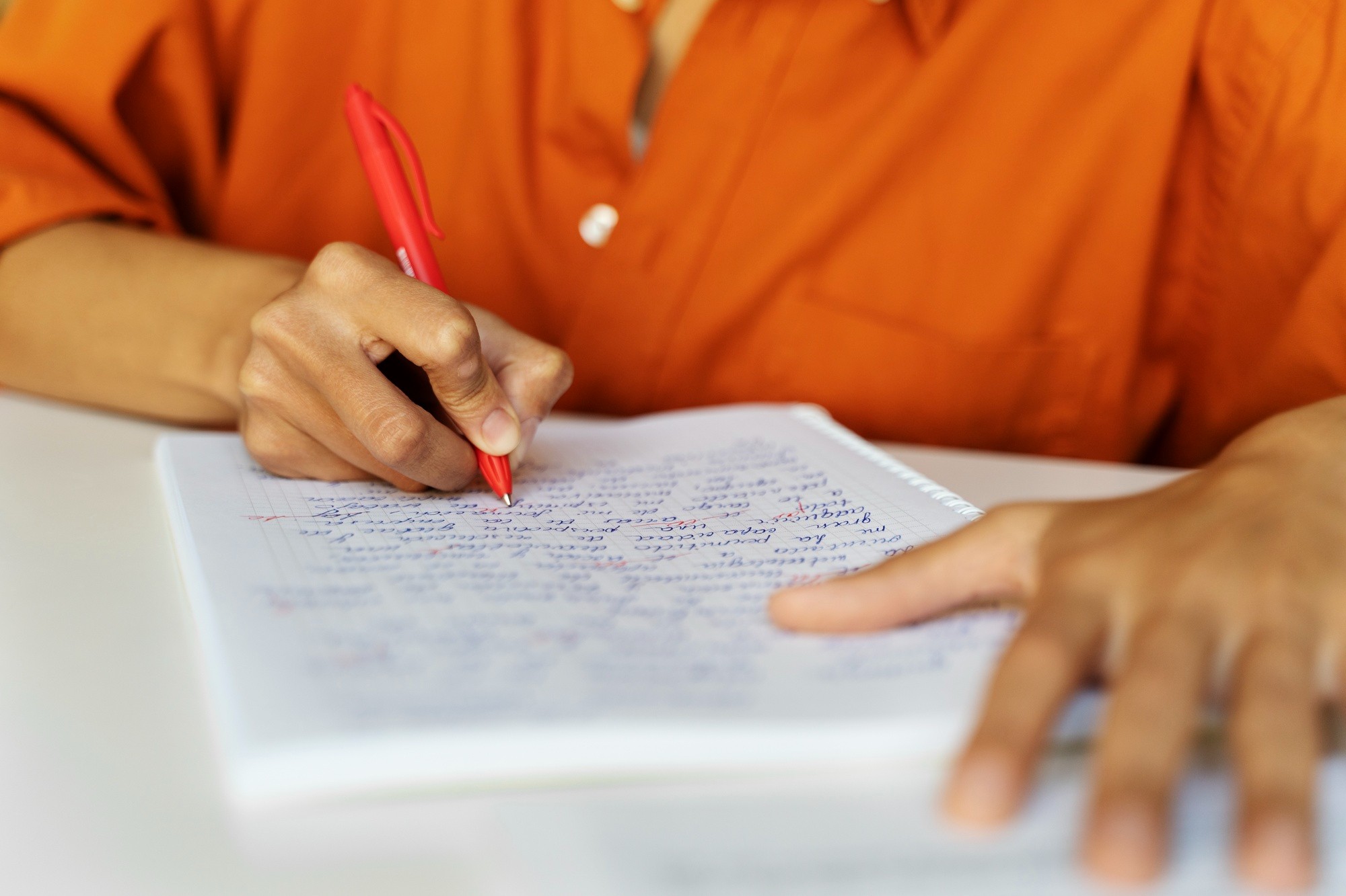Enem 2025: checklist para revisar a redação e garantir mais pontos