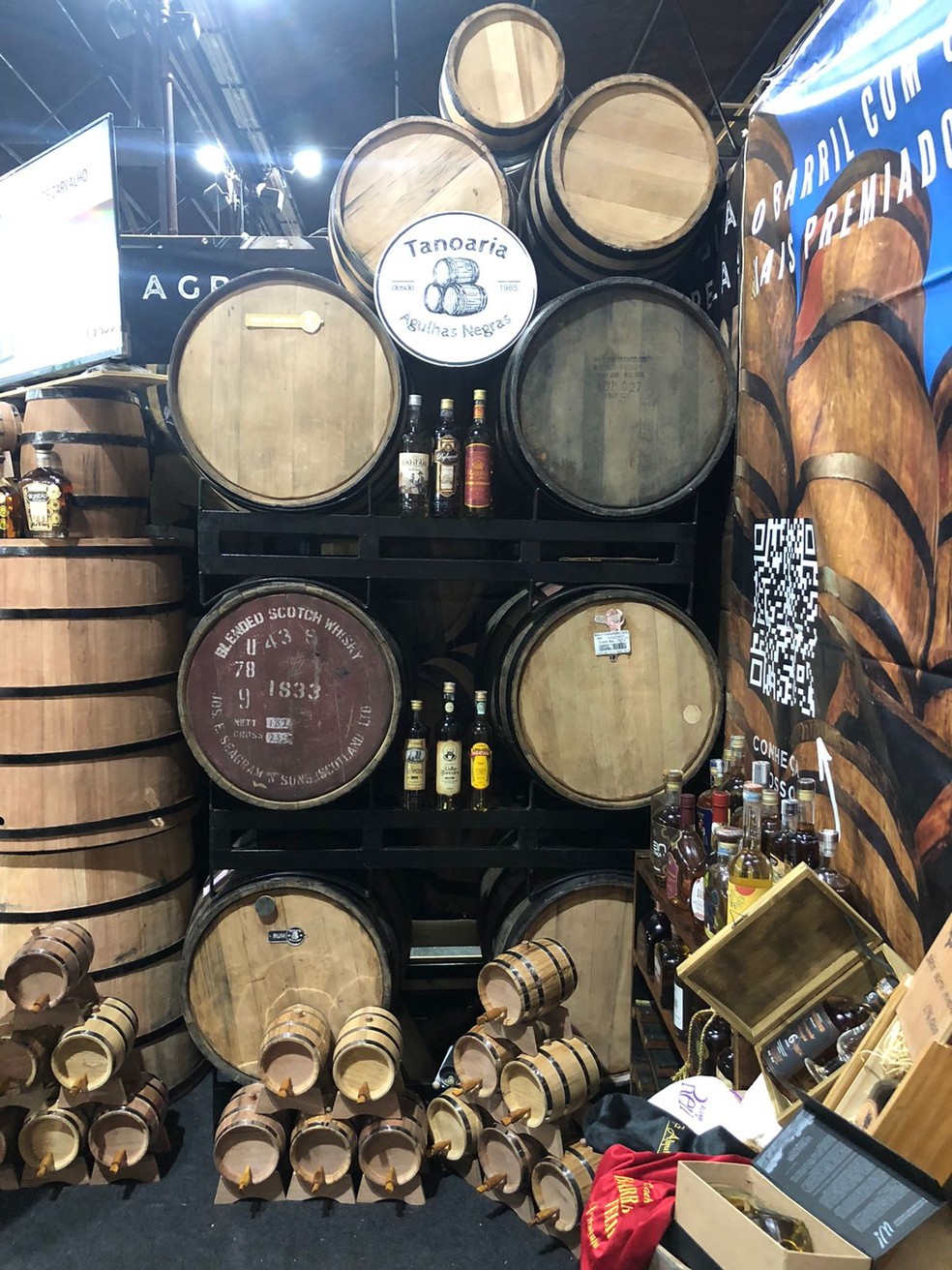 Barris de armazenamento de cachaça produzidos em Rezende - RJ — Foto: Ana Carolina Ferreira/g1 Minas