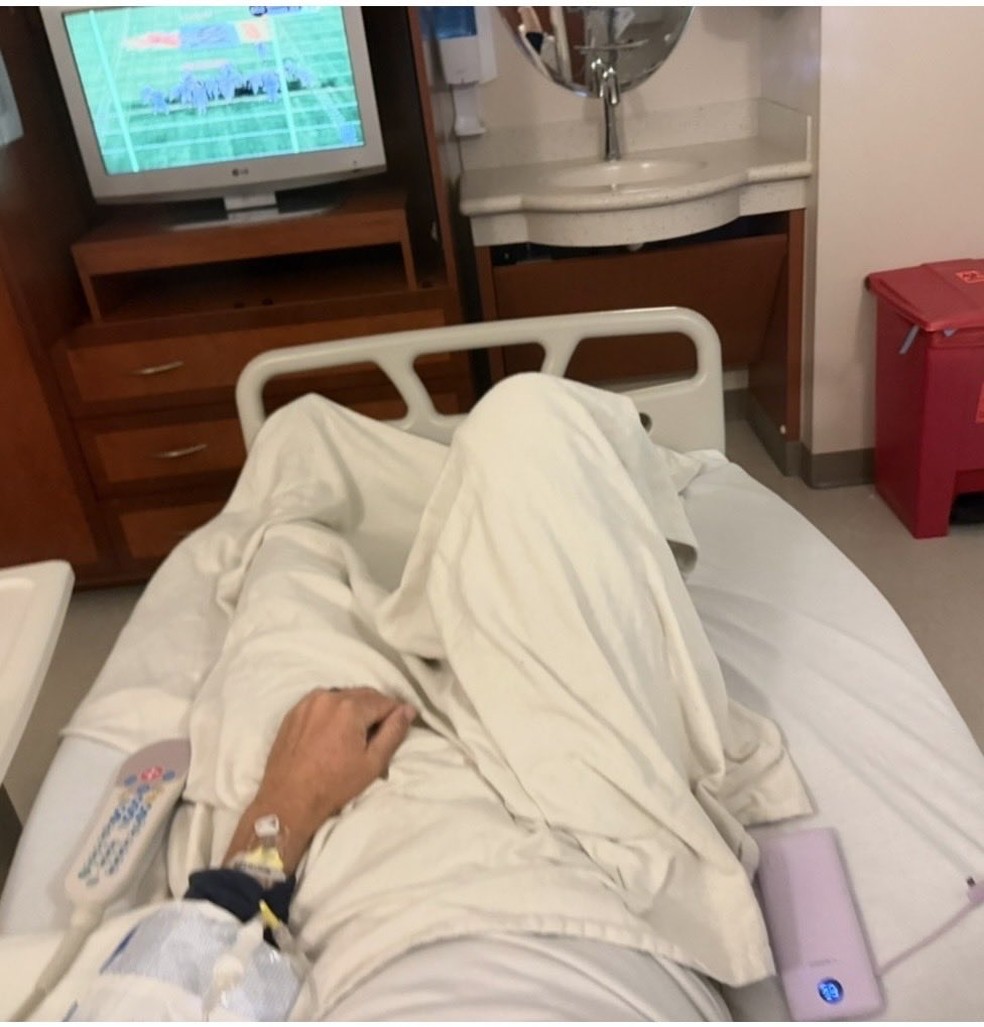 Ex-senador americano Ben Sasse passou por cirurgia para retirar metástases de um câncer pancreático; ele fez uso do daraxonrasib — Foto: Reprodução/X