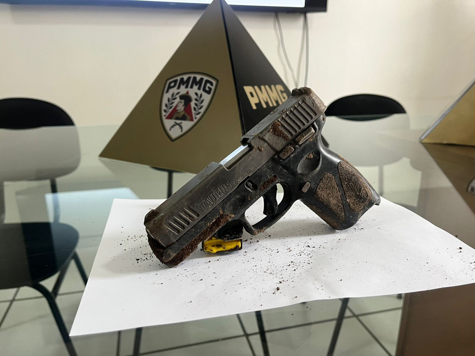 Suspeito de matar mulher trans a tiros em apartamento é preso em Divinópolis 