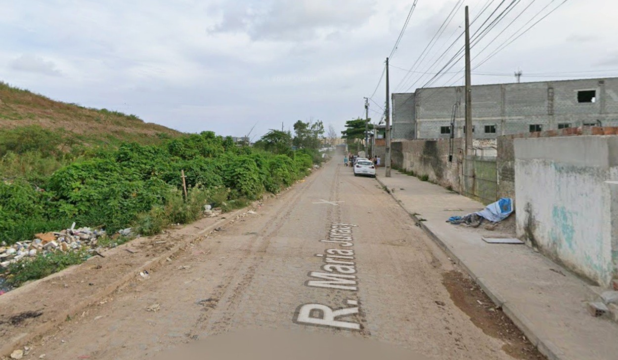 Corpo de jovem de 18 anos é encontrado em poço dentro de aterro sanitário desativado, em Olinda
