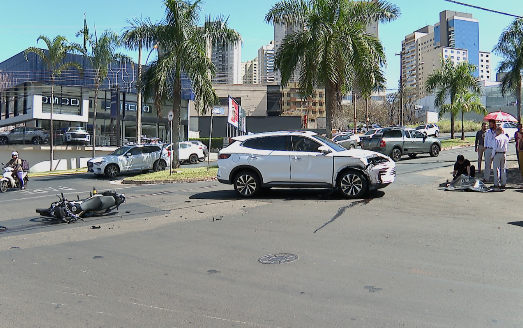 Equipe da EPTV flagra batida ao vivo em cruzamento sem semáforo na Zona Sul de Ribeirão Preto, SP; VÍDEO