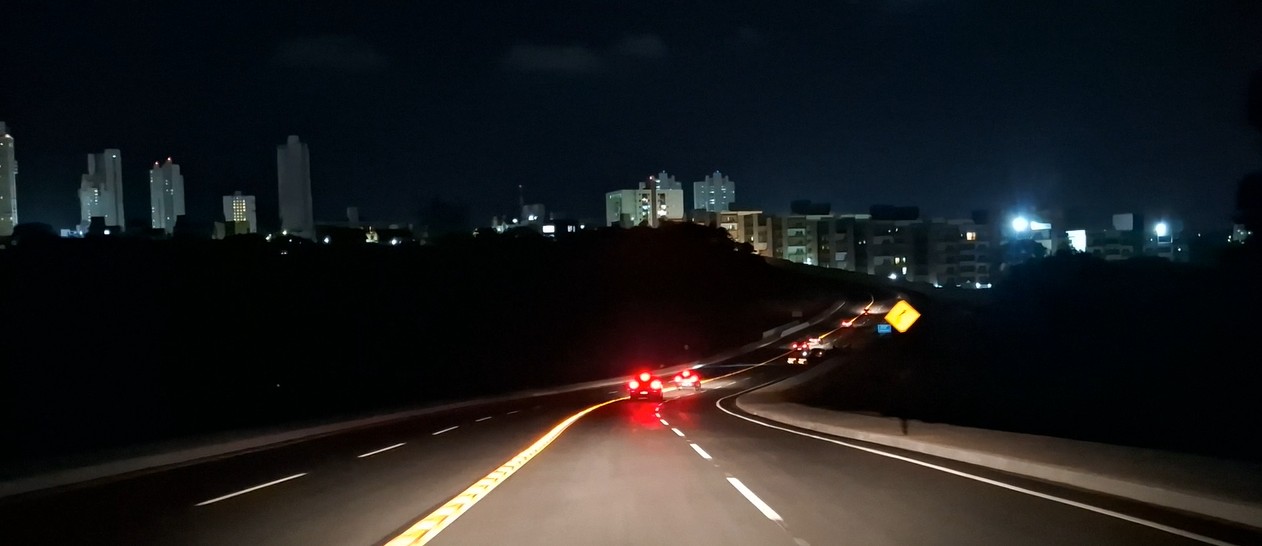 Nova via que liga o Altiplano ao Hospital Universitário, em João Pessoa, tem trânsito liberado