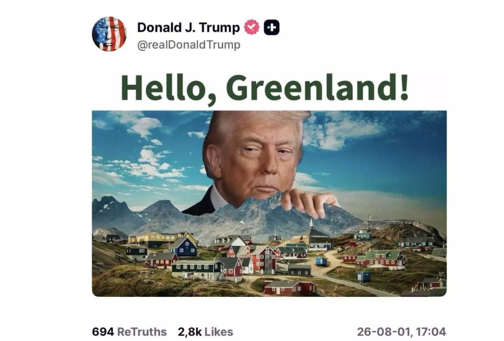Trump publicou na rede Truth Social uma imagem gerada por IA mostrando seu rosto observando do céu um vilarejo groenlandês, acompanhada apenas da frase: “Hello Greenland” — Foto: Truth Social