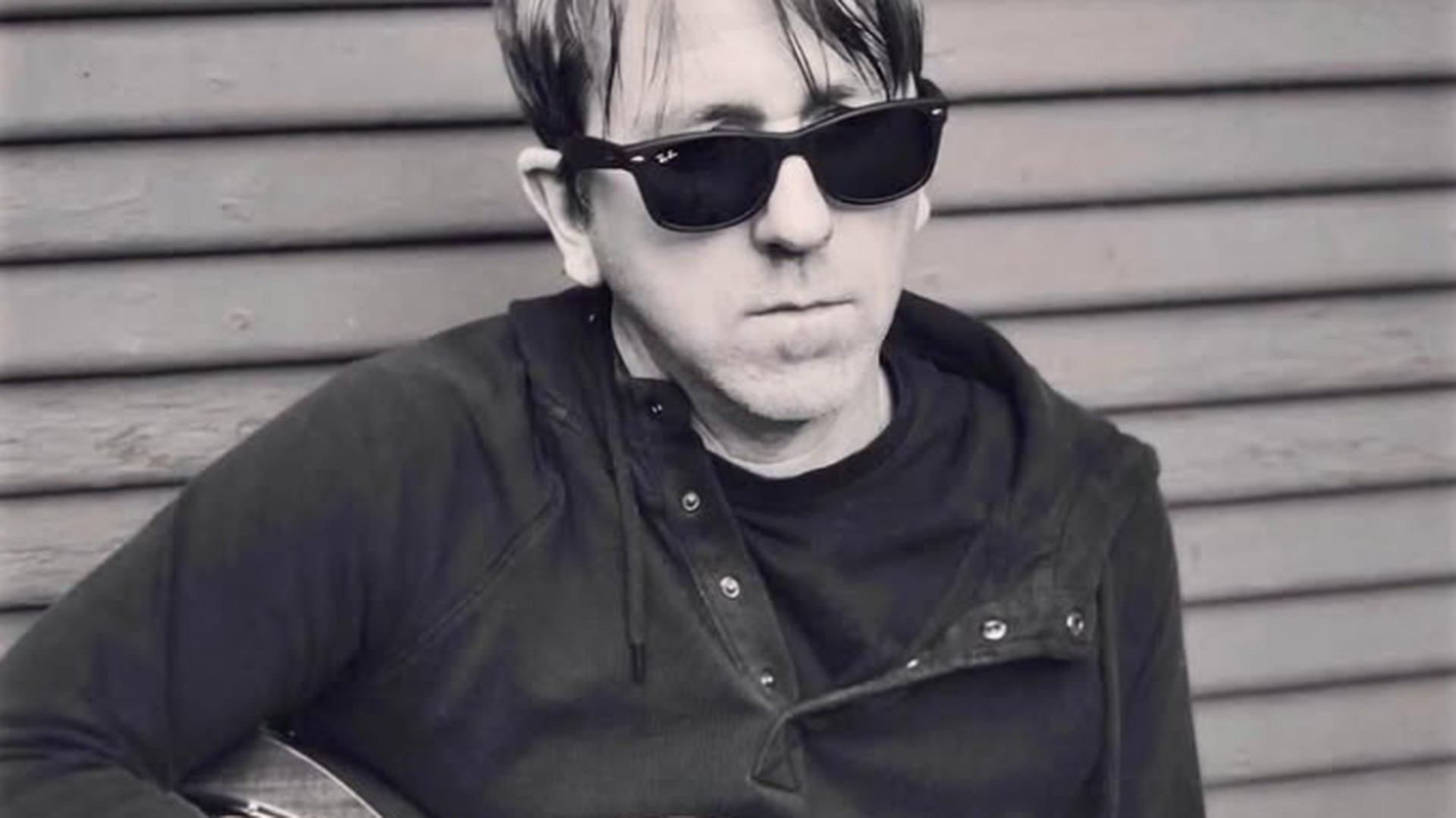 Greg Brown, guitarrista do Cake, morre aos 55 anos