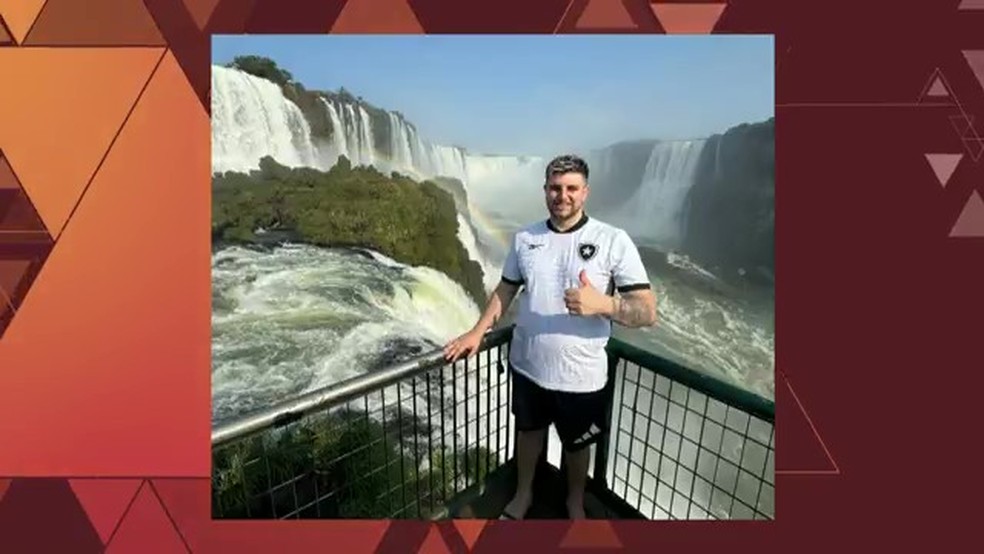 Exclusivo: câmeras corporais obtidas pelo Fantástico mostram execução de empresário na Pavuna e os PMs combinando a versão falsa — Foto: Reprodução/TV Globo