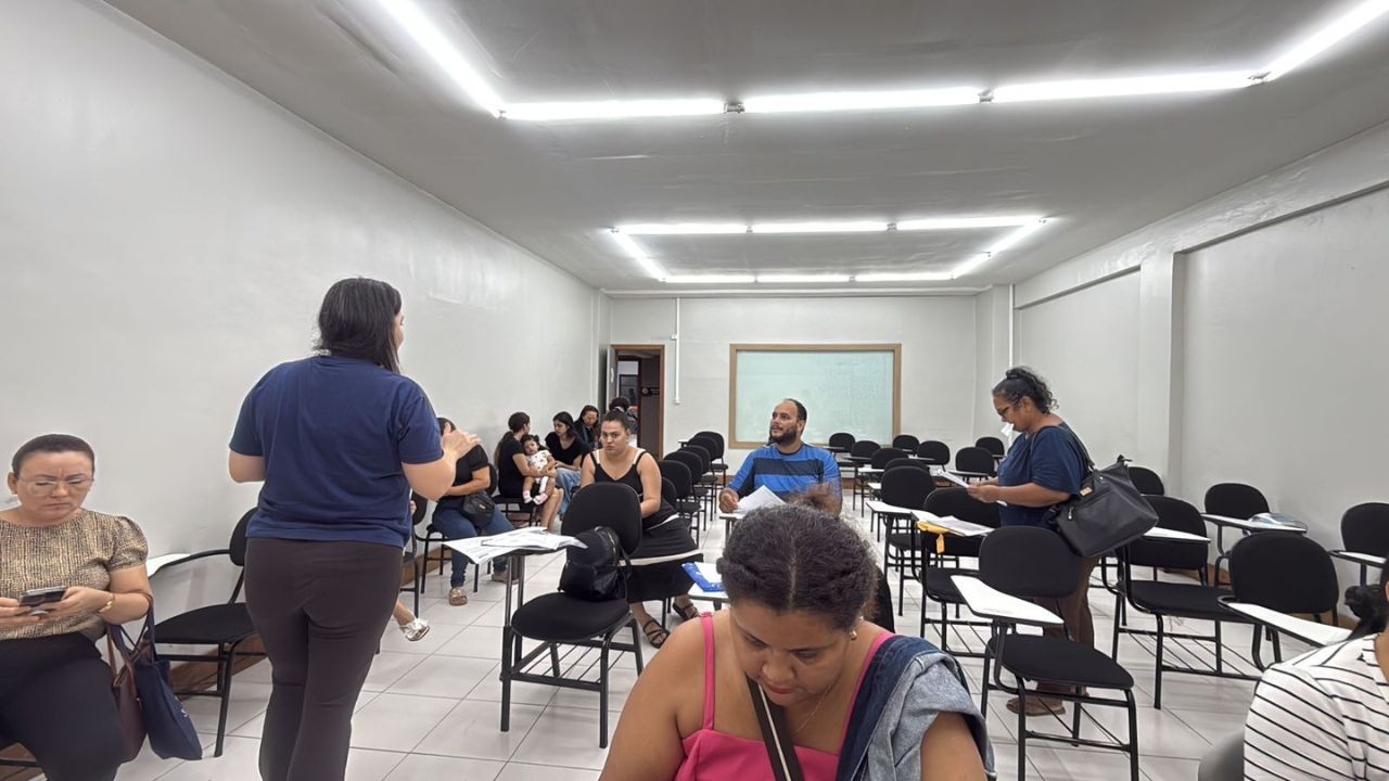Candidatos do Bolsa Idiomas 2026 devem entregar documentação a partir desta terça-feira em Manaus