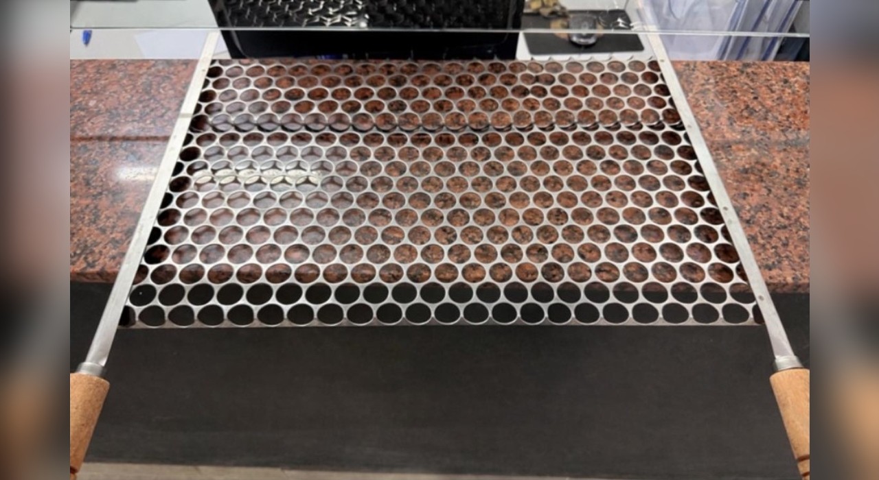 Homem morre após ser atacado com grelha de churrasco em Araçariguama