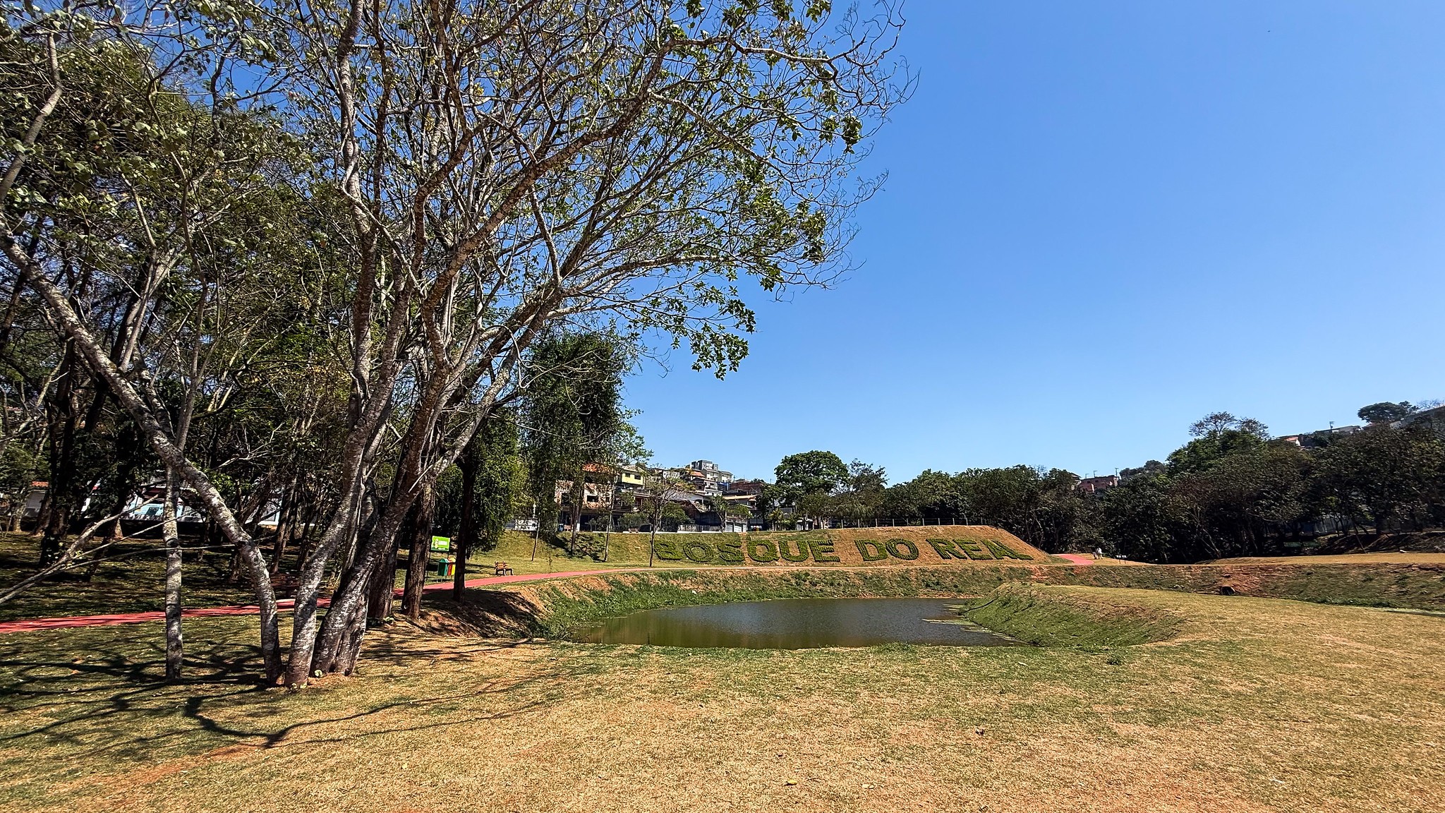 Segurança de parque em Arujá é investigado por assédio a adolescentes