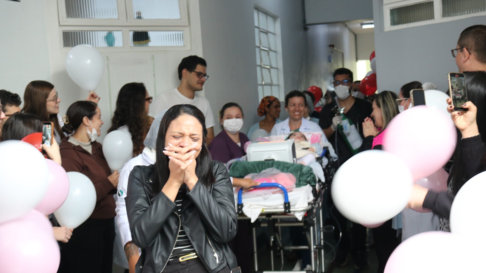 Momentos de emoção marcam alta de paciente do Complexo Hospitalar Samuel Libânio