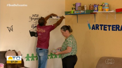 Voluntários oferecem tempo e dedicação às pessoas que precisam de apoio