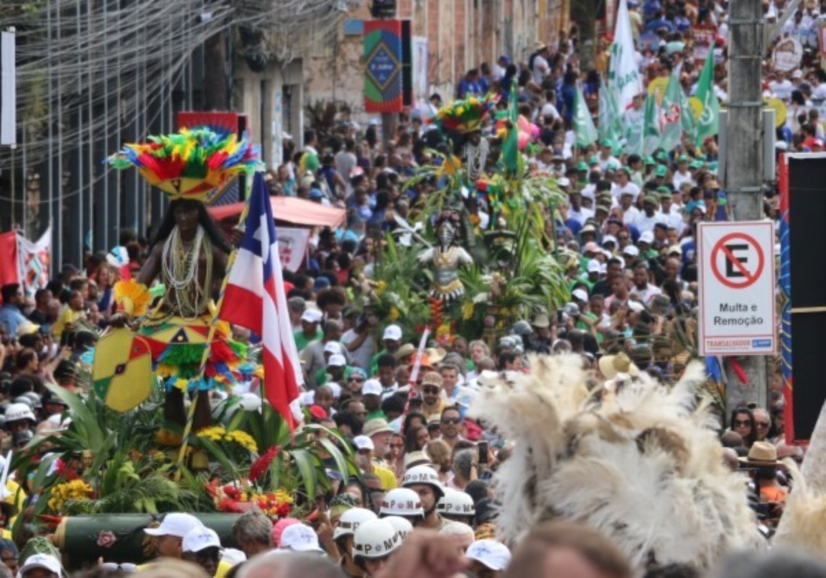Câmara aprova projeto que transfere capital federal para Salvador durante celebrações do 2 de Julho