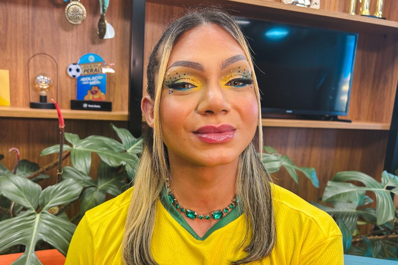 Conheça drag queen baiana com nome de batismo inspirado em artilheiros do Tetra