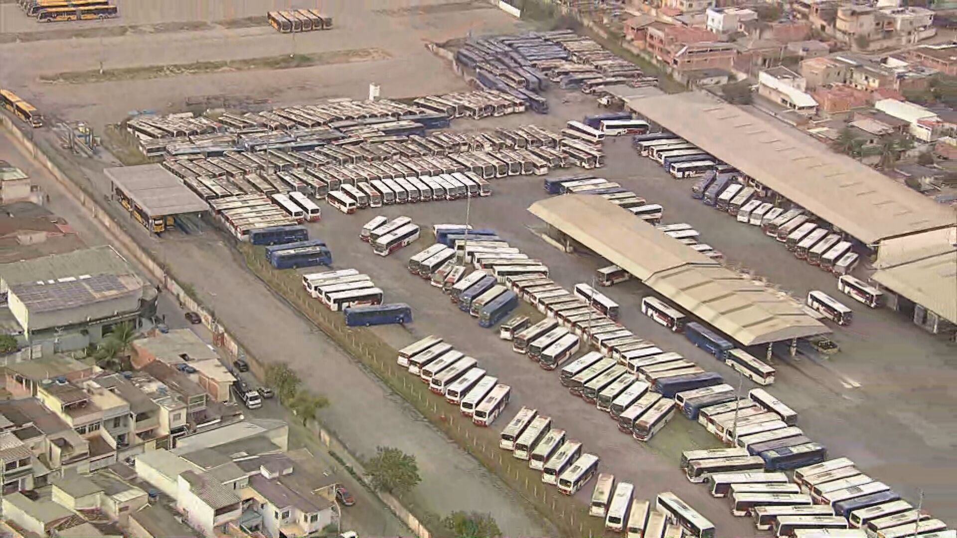 Motoristas da Paranapuan e Palmares cruzam os braços por falta de pagamento no Rio