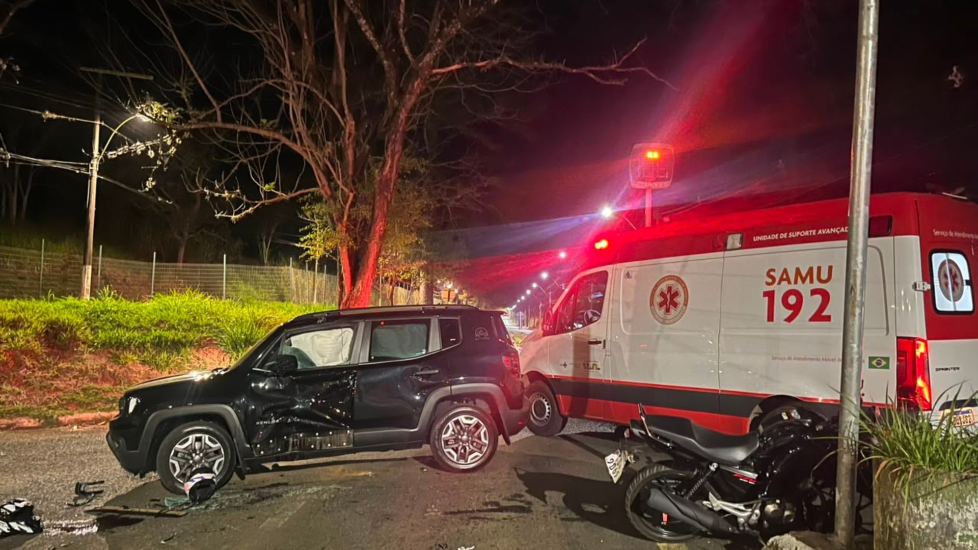 Motociclista morre após entrar na contramão para evitar radar e bater em carro em Araxá