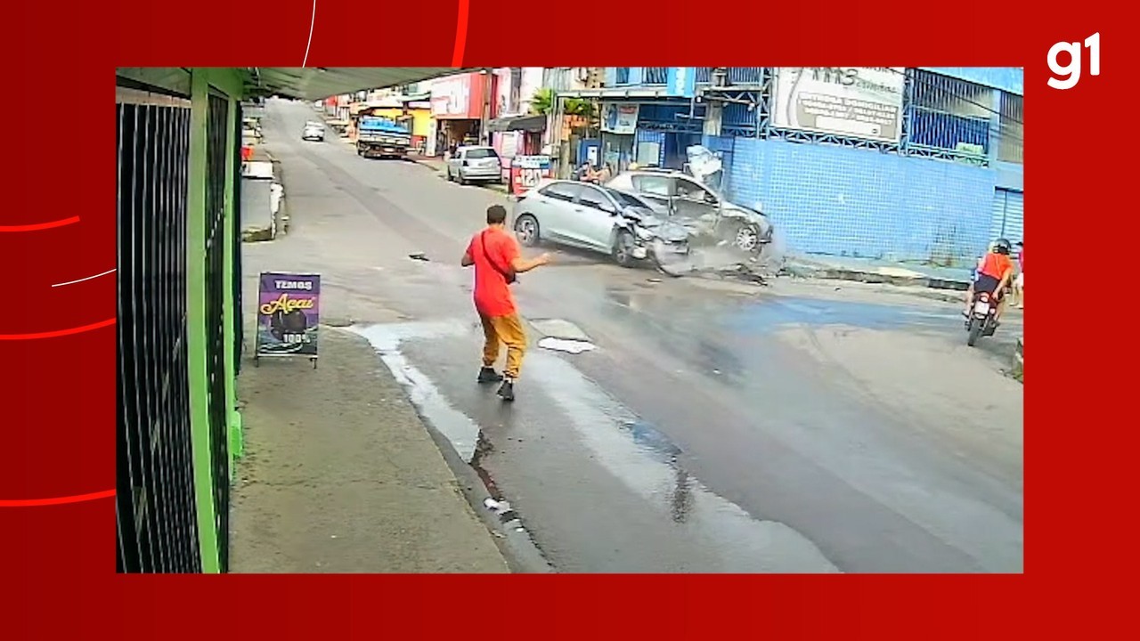VÍDEO: Suspeito de assaltos é preso após fugir da polícia e bater carro em Manaus