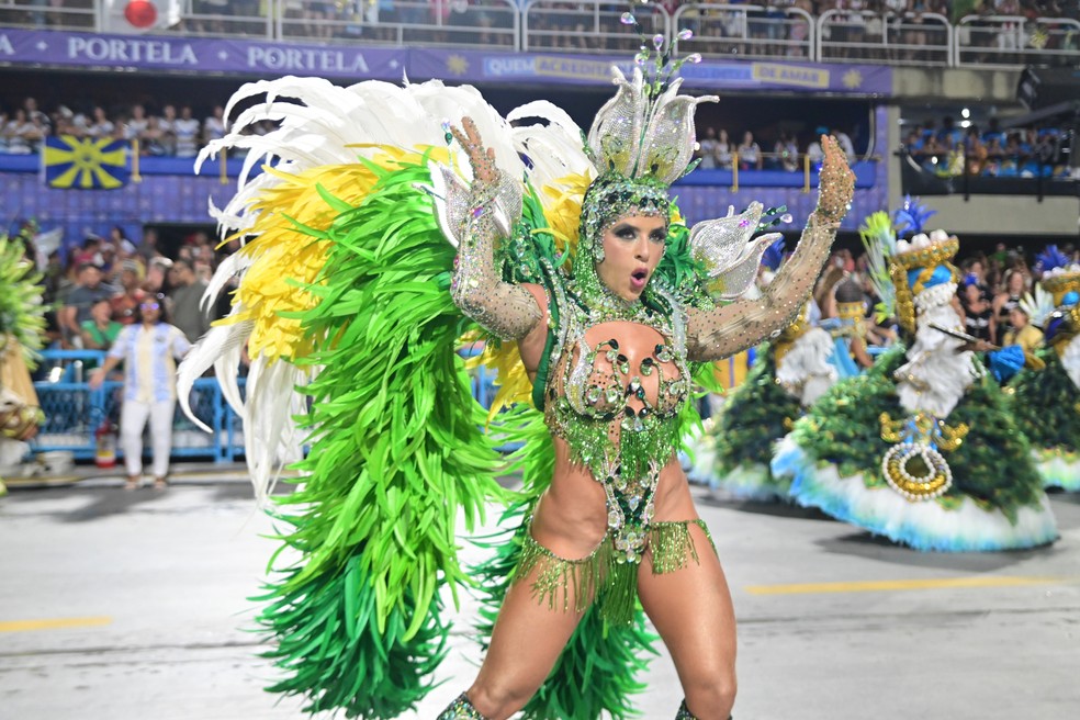 Internetda ichki kiyim sotuvchi ayol lezbiyan ekani ma’lum bo‘ldi