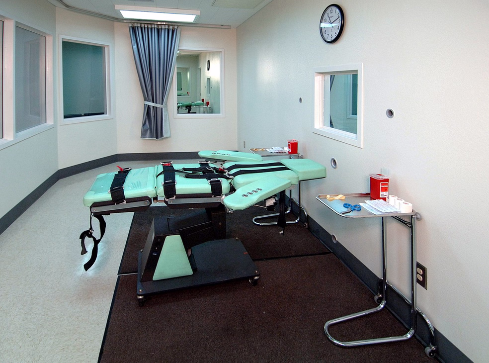 Sala de execução na Prisão Estadual de San Quentin, na Califórnia, Estados Unidos. — Foto: California Department of Corrections and Rehabilitation