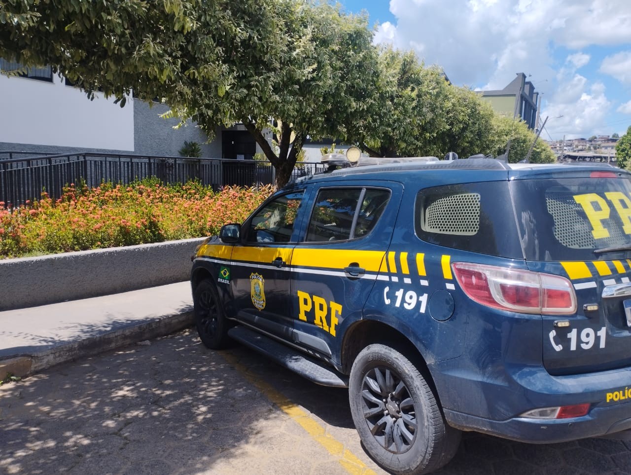 Foragido suspeito de carbonizar vítima  é preso pela PRF na BR-116