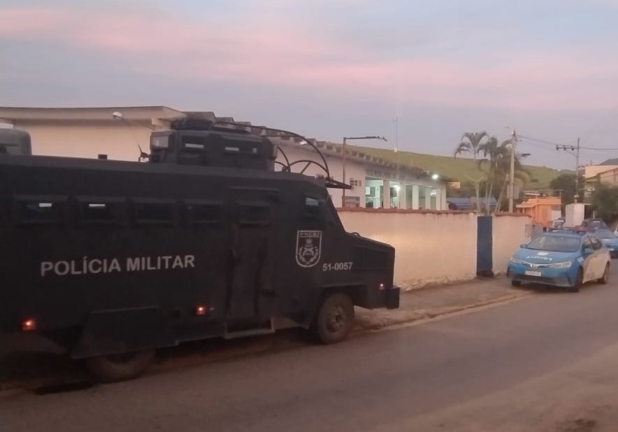 Polícia Militar faz operação contra a criminalidade em Valença e Rio das Flores
