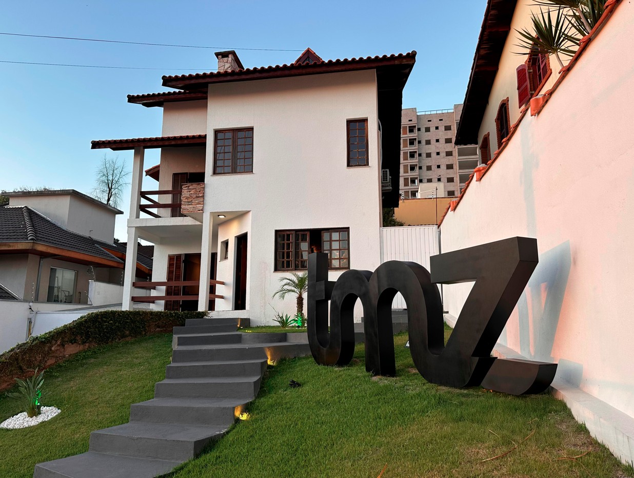 TMZ Company: a empresa de comunicação que transformou o Vale em referência