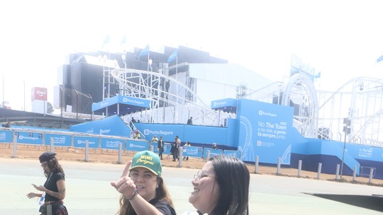 The Town: Fãs de Mariah Carey levam fraldas para não perder lugar no show - Festival ainda terá neste sábado (13) Jessie J, Natasha Bedingfield e Lionel Richie.