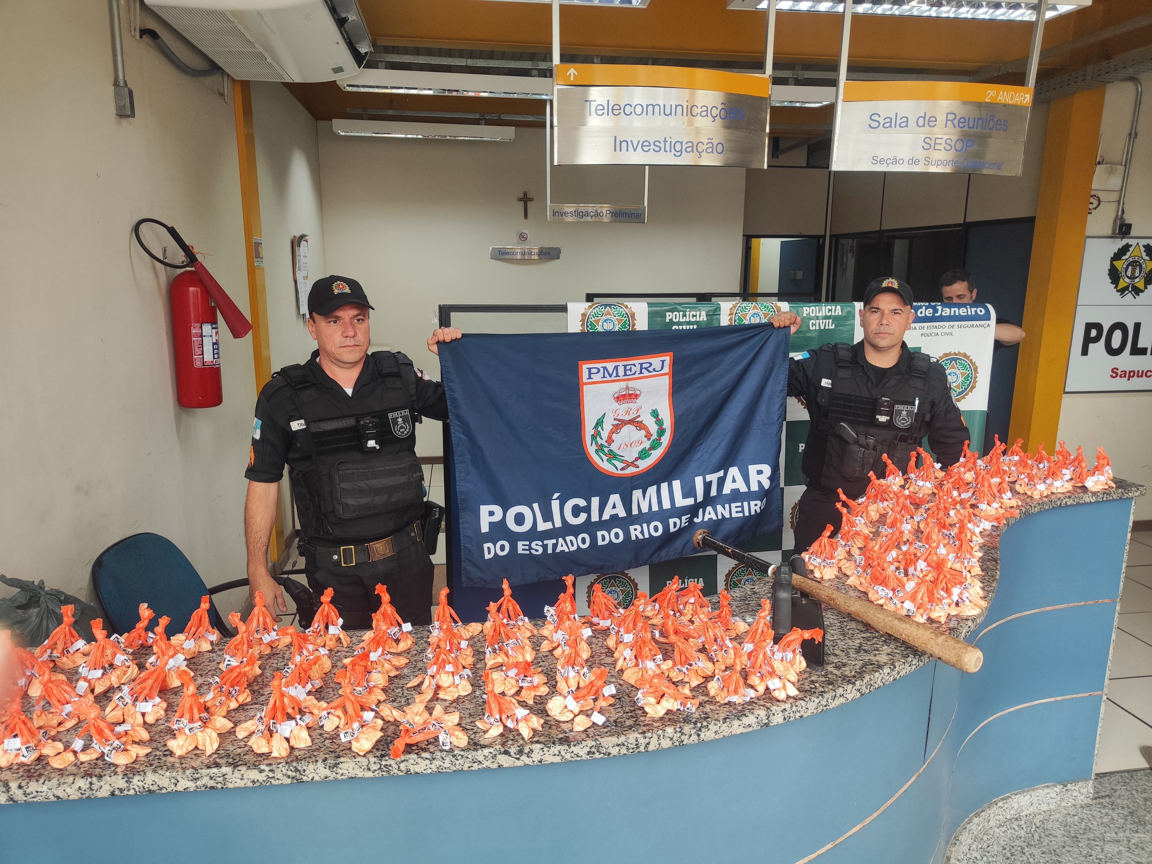 Dupla é presa com cerca de 1 kg de cocaína durante operação em Sapucaia