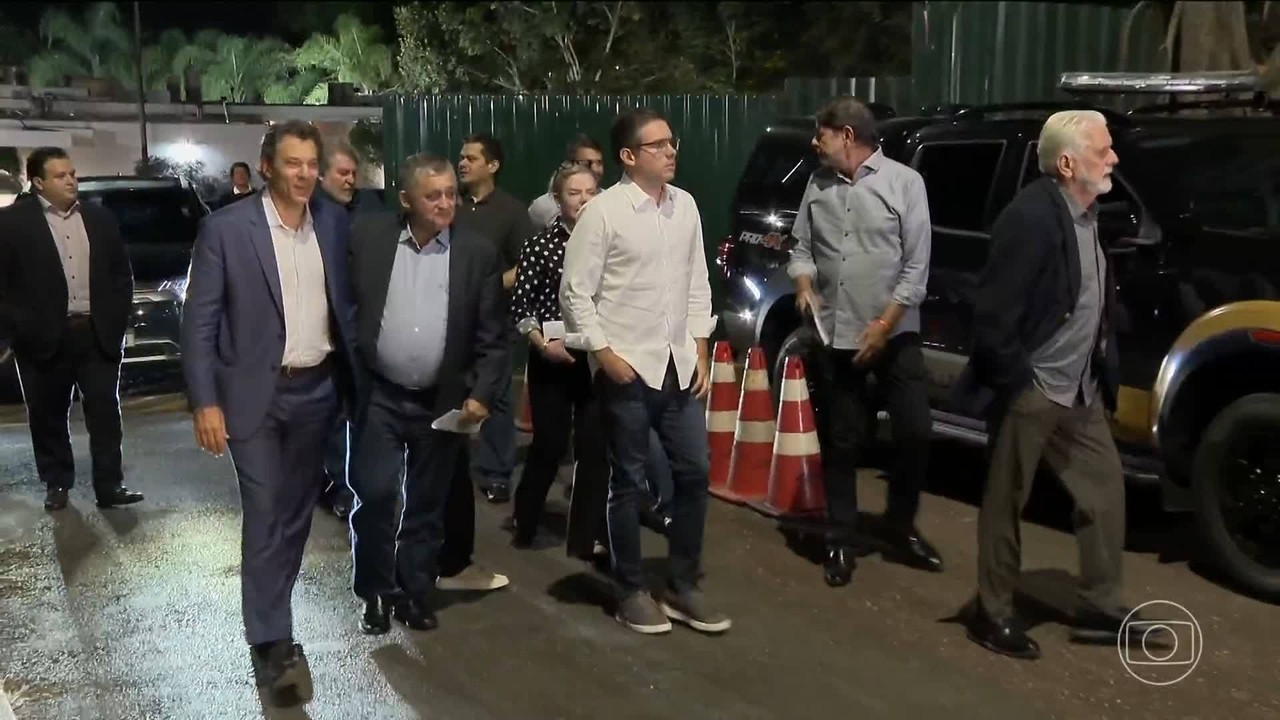 Motta liga para Gleisi em tom duro e mostra insatisfação com pagamento de emendas