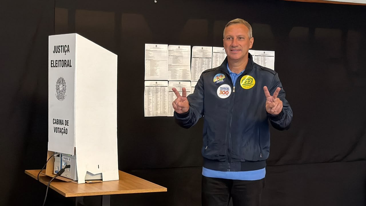 Sanderson (PL) vota em Santo Ângelo 