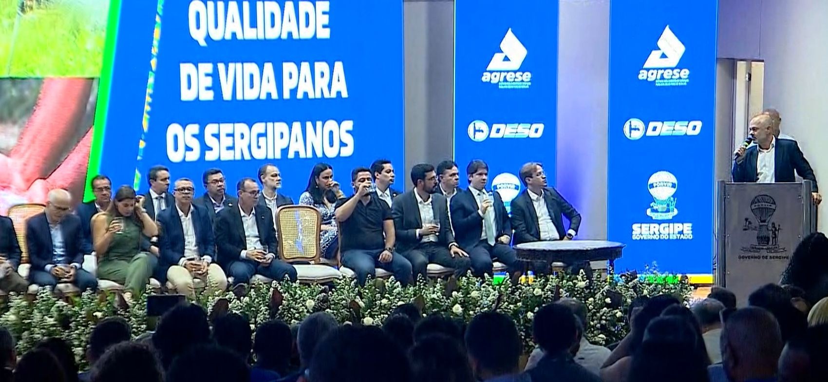 Empresa vencedora de leilão e governo  de Sergipe formalizam contrato de concessão parcial dos serviços da Deso