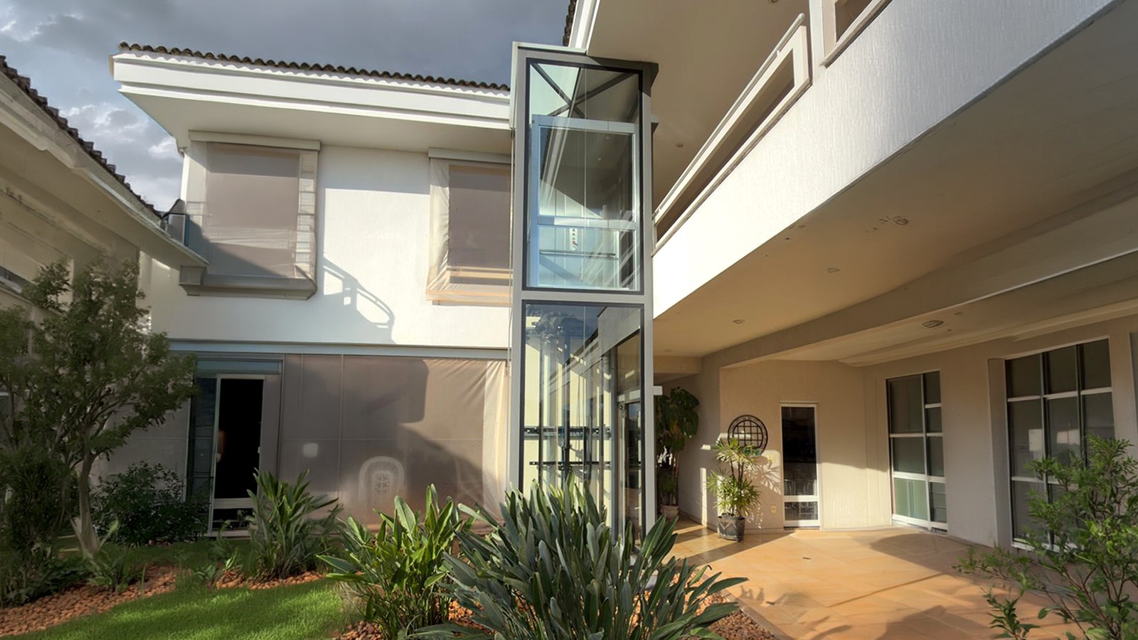 Elevador residencial e comercial: guia de projeto, instalação e manutenção - Crédito: Divulgação 