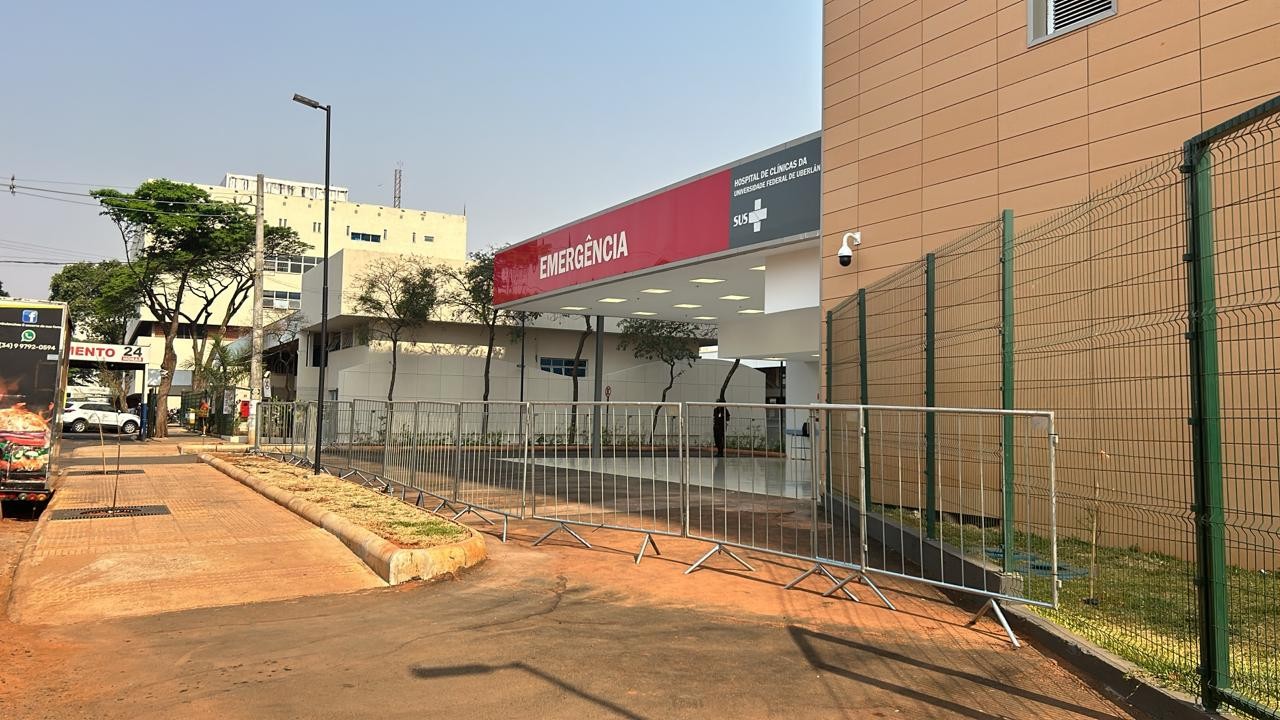 Adolescente é atacada com garrafa quebrada durante briga por ex-namorado em Uberlândia