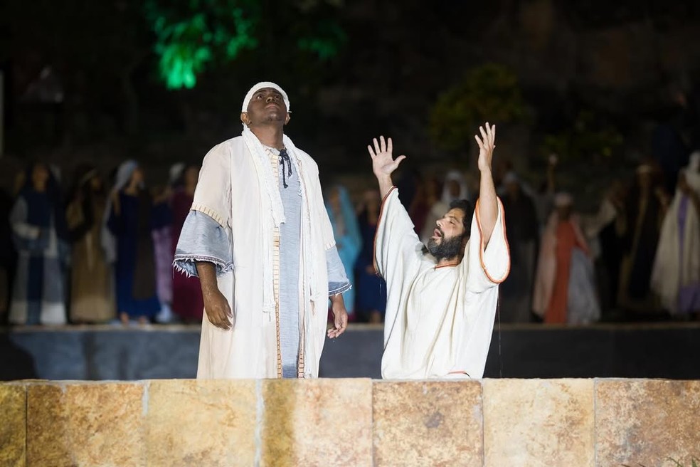 Paixão de Cristo de Floriano atrai e emociona milhares de fiéis; espetáculo celebra 30 anos — Foto: Divulgação