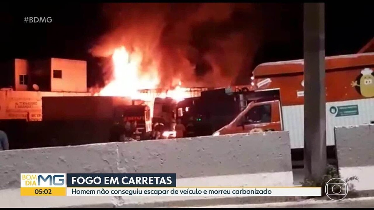 Motorista faz pausa para dormir e caminhão pega fogo em Minas