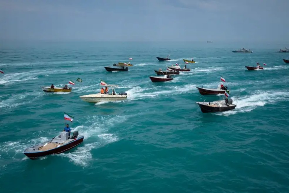 NurPhoto via Getty Images/BBC — Foto: A frota não foi projetada para o combate naval tradicional, mas para 'confundir e atrapalhar a navegação', diz Saeid Golkar