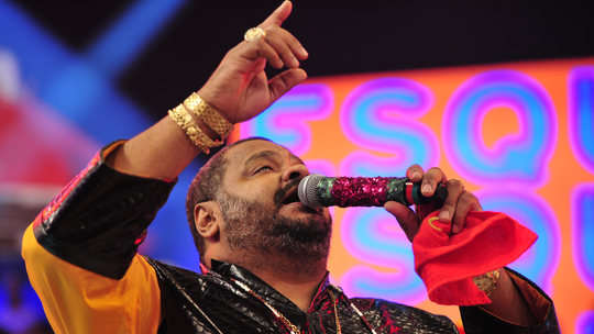 Arlindo Cruz, com mais de 550 músicas gravadas, foi um dos maiores nomes do samba - Um dos mais conhecidos do Brasil, sambista morreu aos 66 anos nesta sexta-feira (8).