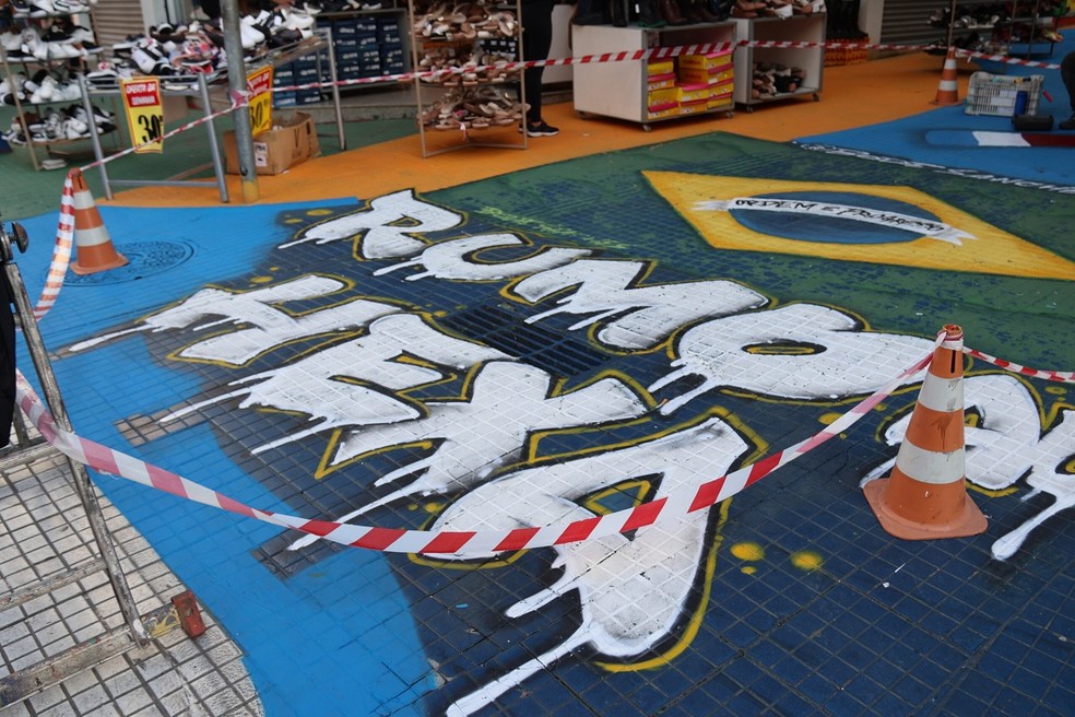 Centro de Sorocaba (SP) ganha cores temáticas para celebrar a Copa do Mundo — Foto: Michelle Alves/Divulgação