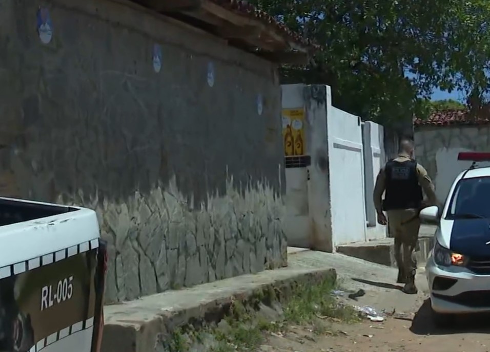 Encanador é morto a tiros quando voltava para casa, em João Pessoa
